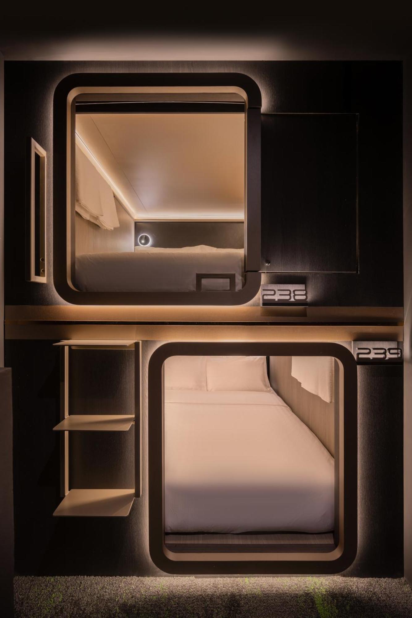 Cube Social Boutique Capsule Hotel At Boat Quay Singapur Exterior foto